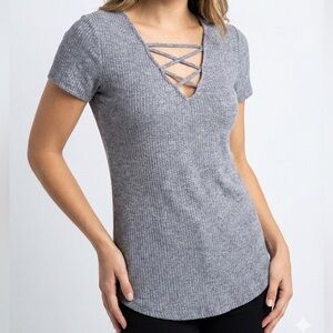 Cato Gray Ribbed Knit Lattice Crisscross V Neck Short Sleeve Top Large